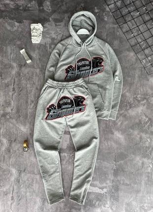 Спортивний костюм