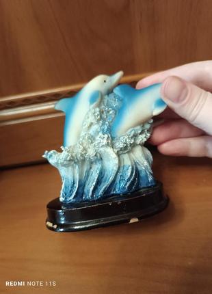 Статуэтка дельфины