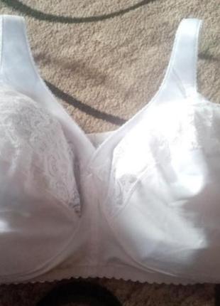 Бюстгалтер фирменный