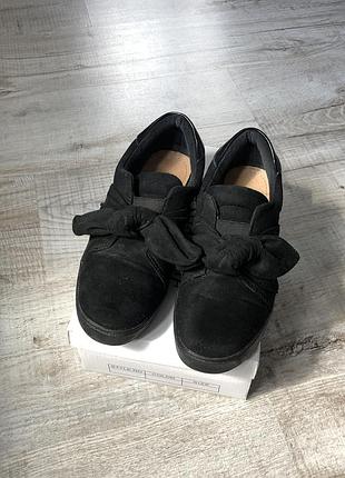 Слипоны с бантом