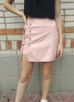 Кожаная юбка missguided со шнутовкой1 фото