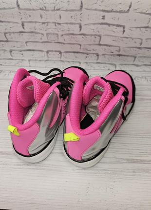Спортивная обувь для женщины zumba1 фото