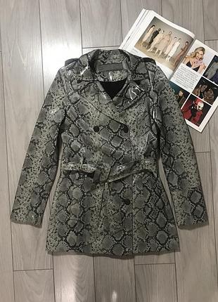 Деми плащ короткий тренч рисунок питон zara р.xs-s