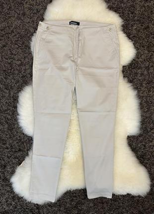 Cambio стильні міські офісні штани тоненькі бежеві