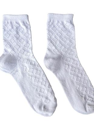 Женские однотонные носки с жакардовой вязкой1 фото