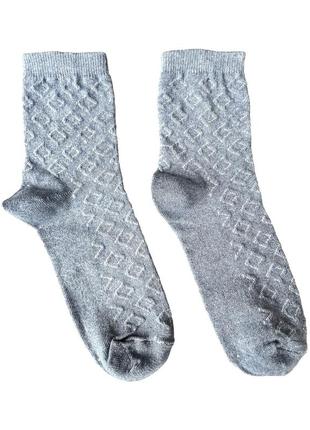 Женские однотонные носки с жакардовой вязкой5 фото