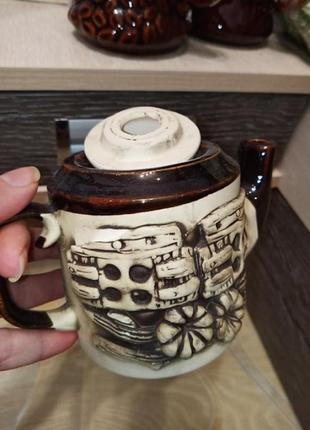 Чайный набор с натуральной чистой глины: чайник заварник и 2 чашки10 фото