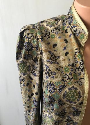 Блестящая накидка 2