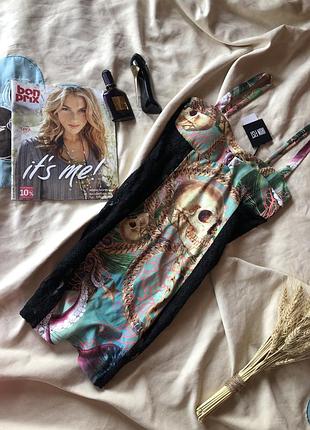 Крутий сарафан від iron fist з черепами та мереживом з боків ( з біркою )