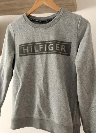 Свитшот tommy hilfiger💕