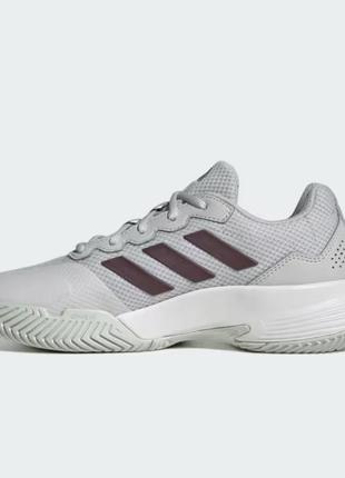 Кроссовки adidas (оригинальные)3 фото