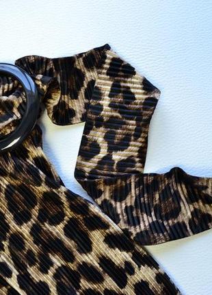 Платье миди плиссе в леопардовый принт8 фото