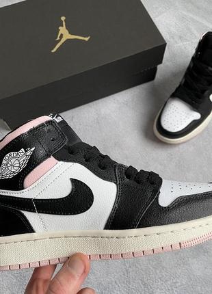 Женские кроссовки jordan retro 1 high люкс качество