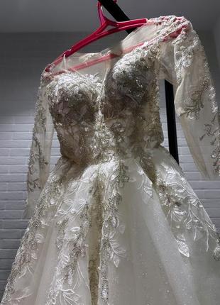 Весильное платье для неповторимой невесты.2 фото