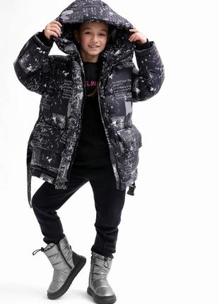 Куртка зимняя детская, пуховик детский подростковый, с капюшоном, с поясом, для девочки черная принт1 фото