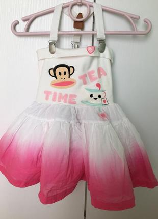 Плаття на підтяжках