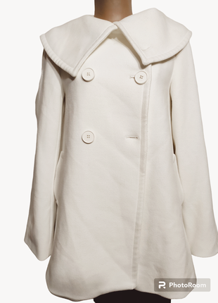 Біле коротке пальто zara.