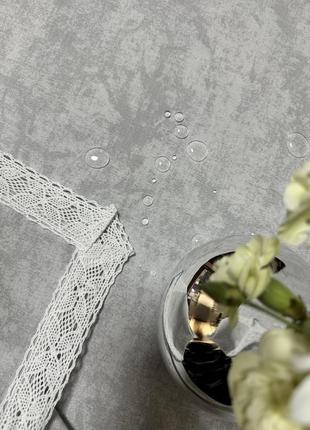 Водовідштовхуюча скатертина