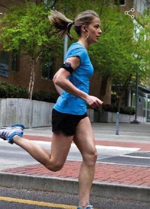 Суперова спортивна футболка бренду nike dri-fit uk 8-10 eur 36-38