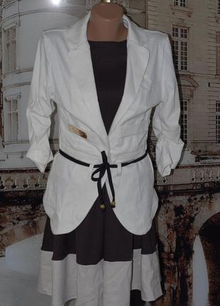 Пиджак молочного цвета размер m/l