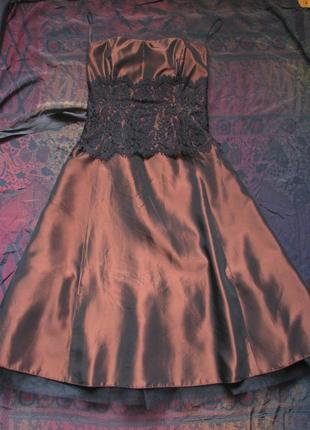 Вечірнє плаття з мереживом1 фото