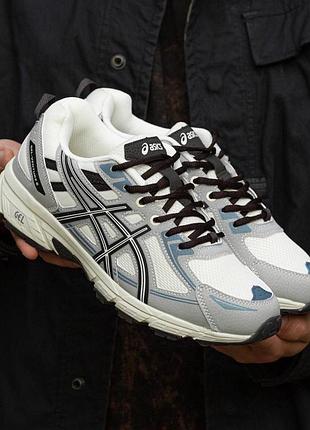 Кроссовки asics