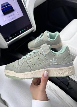 Женские кроссовки adidas forum 84 low light