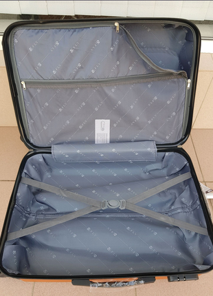 Средний чемодан fly  ,обьем 70 литров10 фото
