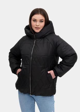 Молодіжна укорочена жіноча чорна куртка на весну, великі розміри