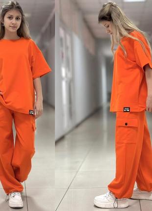Подростковый стильный костюм для девочек love, футболка оверсайз и штаны карго, размеры на рост 134 - 1601 фото
