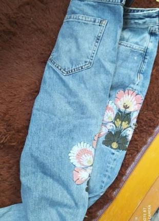 Срочно! крутые джинсы с вышивкой river island2 фото