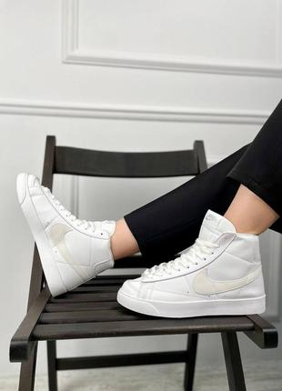 Кроссовки женские nike blazer