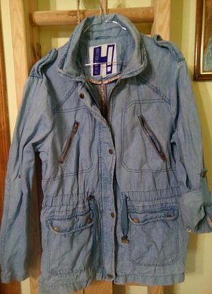 Куртка легка "by henry holland"