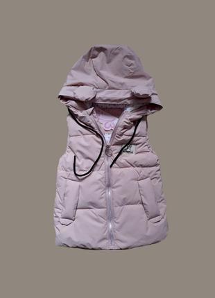 Жилетка з капюшоном дівчинці