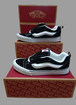 Кеди knu skool
black/true white vn0009qc6bt1
оригинал original1 фото