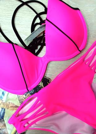 Шикарний купальник pink  victorias secret оригінал