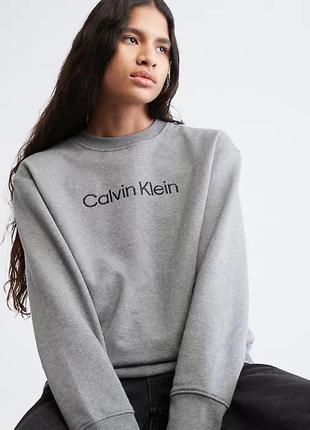 Свитшот calvin klein, серый свитшот zara, relaxed fit standard logo crewneck sweatshirt3 фото