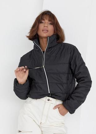 Демисезонная куртка женская на синтепоне на молнии черная1 фото