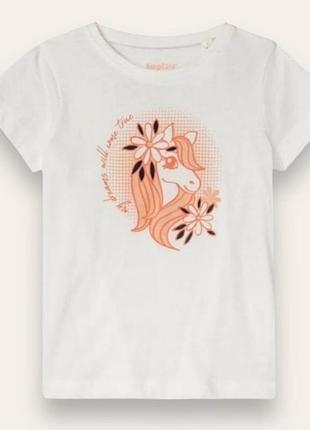 Новые футболки на девочку молочные единорог 98/104, 110/116 lupilu