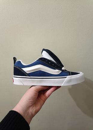 Кеди knu skool
navy/true white 
vn0009qcnwd1
оригінал original