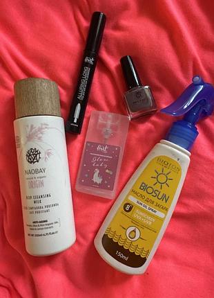 Лот косметичних засобів