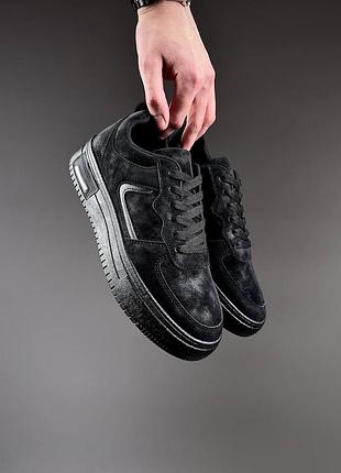 Новичка модель черных кед в которые вы влюбитесь🖤