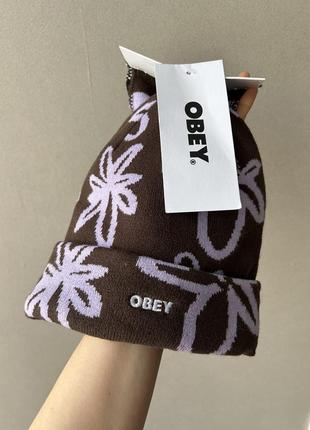 Шапка obey
