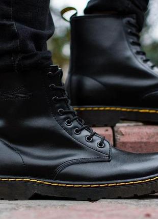 Черевики dr. martens