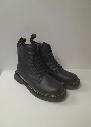 Ботинки жіночі чорні з жовтим шкіра демісезонні с-5406.
розміри: 36,37,38,39,40.