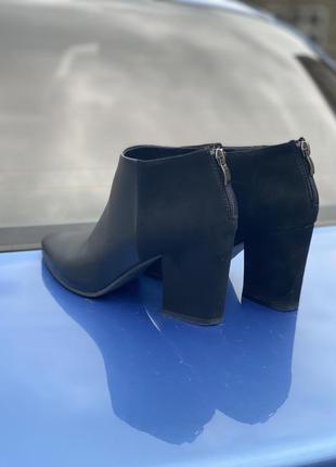Женские кожаные ботинки2 фото