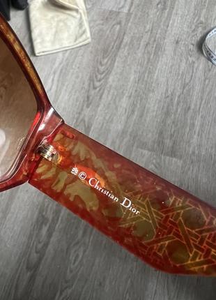 Christian dior cinnabar red &amp; gold basketweave print sunglasses4 фото