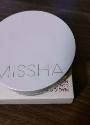 Тональний кушон missha3 фото