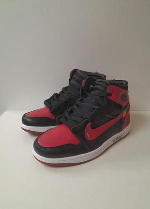 Кросівки чоловічі  чорні з червоним демісезонні nike с-5415.
розміри: 41,42,43,44,45,46..