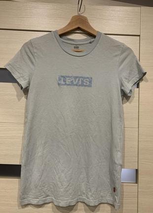 Футболька levi’s